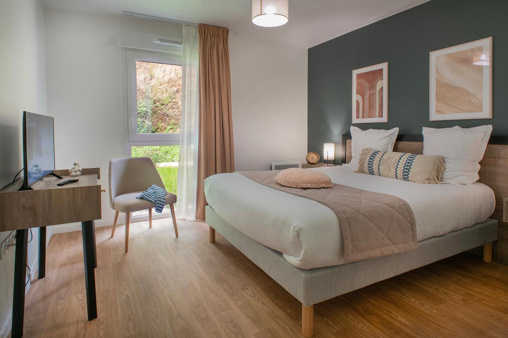 Residence Services Seniors - Domitys Les Jardins D'Ahna Dinan Exteriör bild